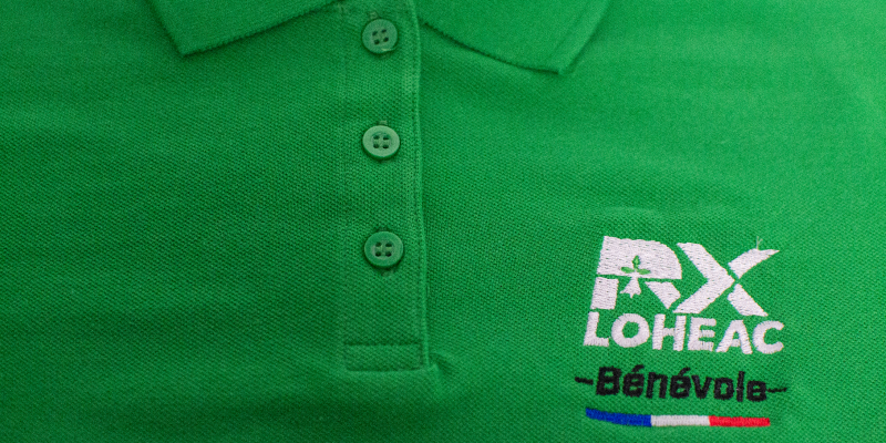 polo vert broderie coeur